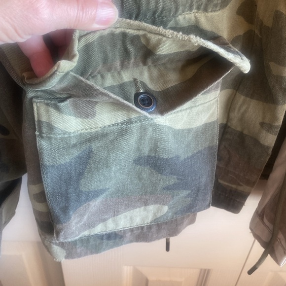 AllSaints NWT Finch Camo Button Close 100% Cotton Jacket Size US 10 - Picture 9 of 14